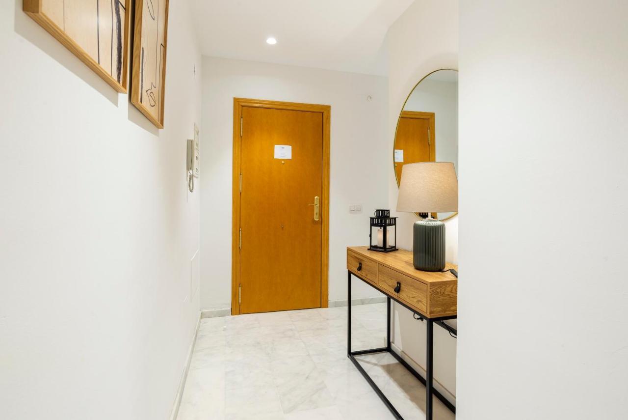 Carrera I & Old Town By Ele Apartments Málaga Eksteriør billede